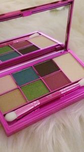 ELF x Christian Siriano Bold Bouquet Eyeshadow Pal